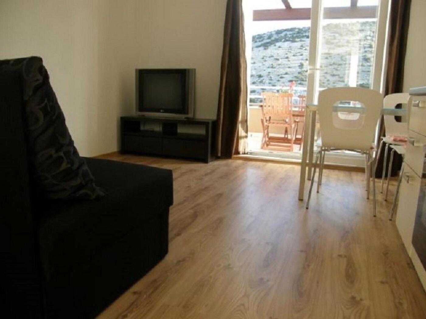 Apartments Ljubi Винишче Экстерьер фото